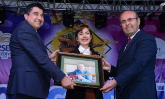 Cacabey Meydanı Grup Mary Jane konseriyle doldu taştı!