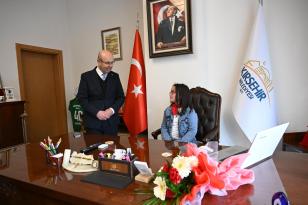 BAŞKAN EKİCİOĞLU 23 NİSAN PROGRAMLARINA KATILDI